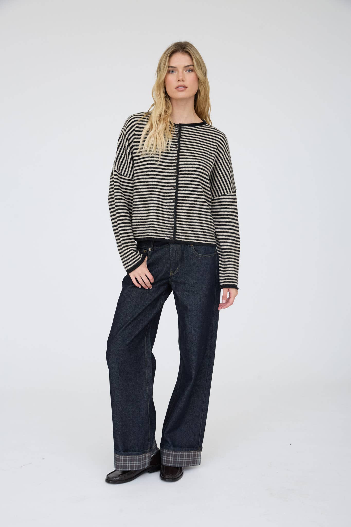 STRIPE RAW EDGE BUTTON DOWN LONG SLEEVE CARDIGAN